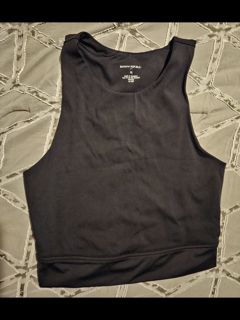 Banana Republic Black Sleeveless Cropped Tank Top
